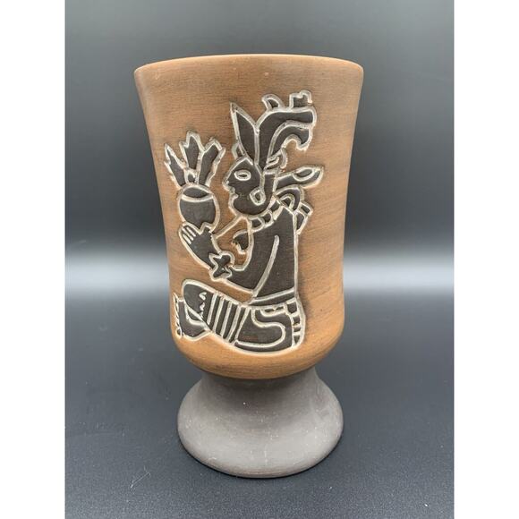 Vintage Mexican Aztec Ceramic Vase Signed Armando Of Mexico - Picture 1 of 3